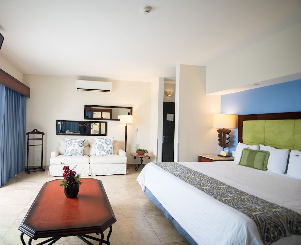 Hotel Blue Business Class 16/50
