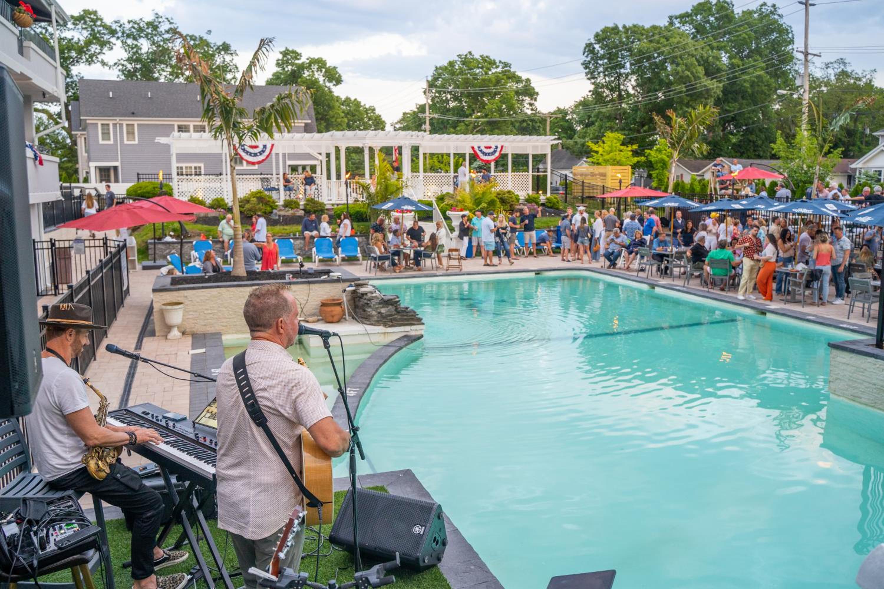 Doolan s Shore Club 13/24