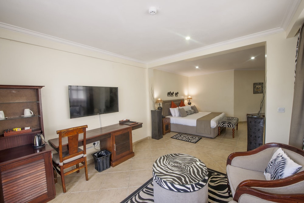 The African Tulip Hotel 20/26