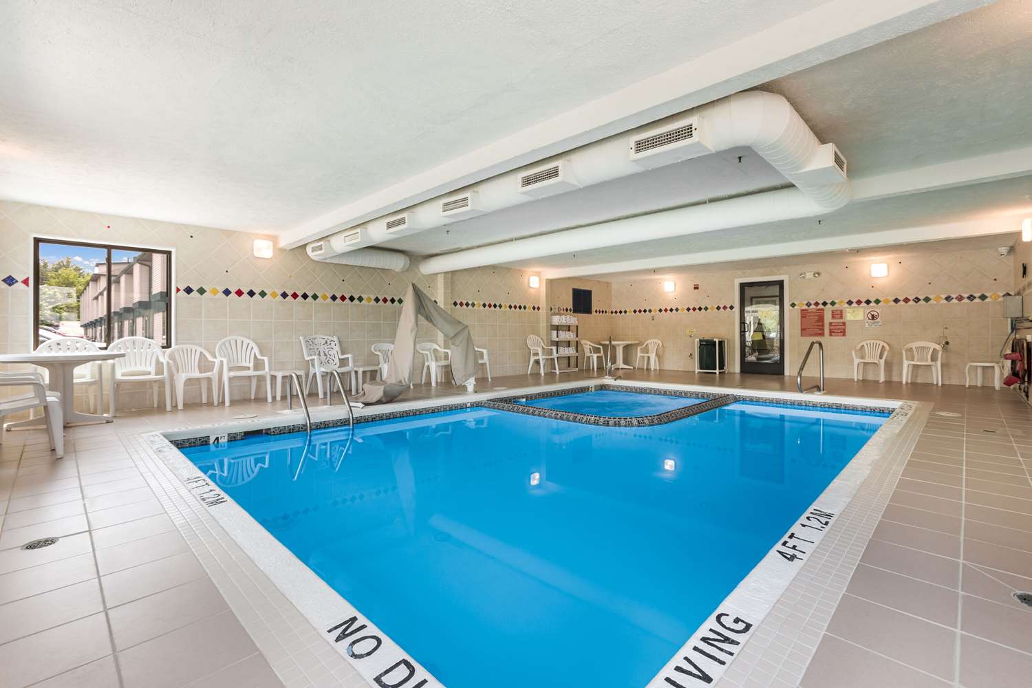 Quality Inn Traverse City 47/63