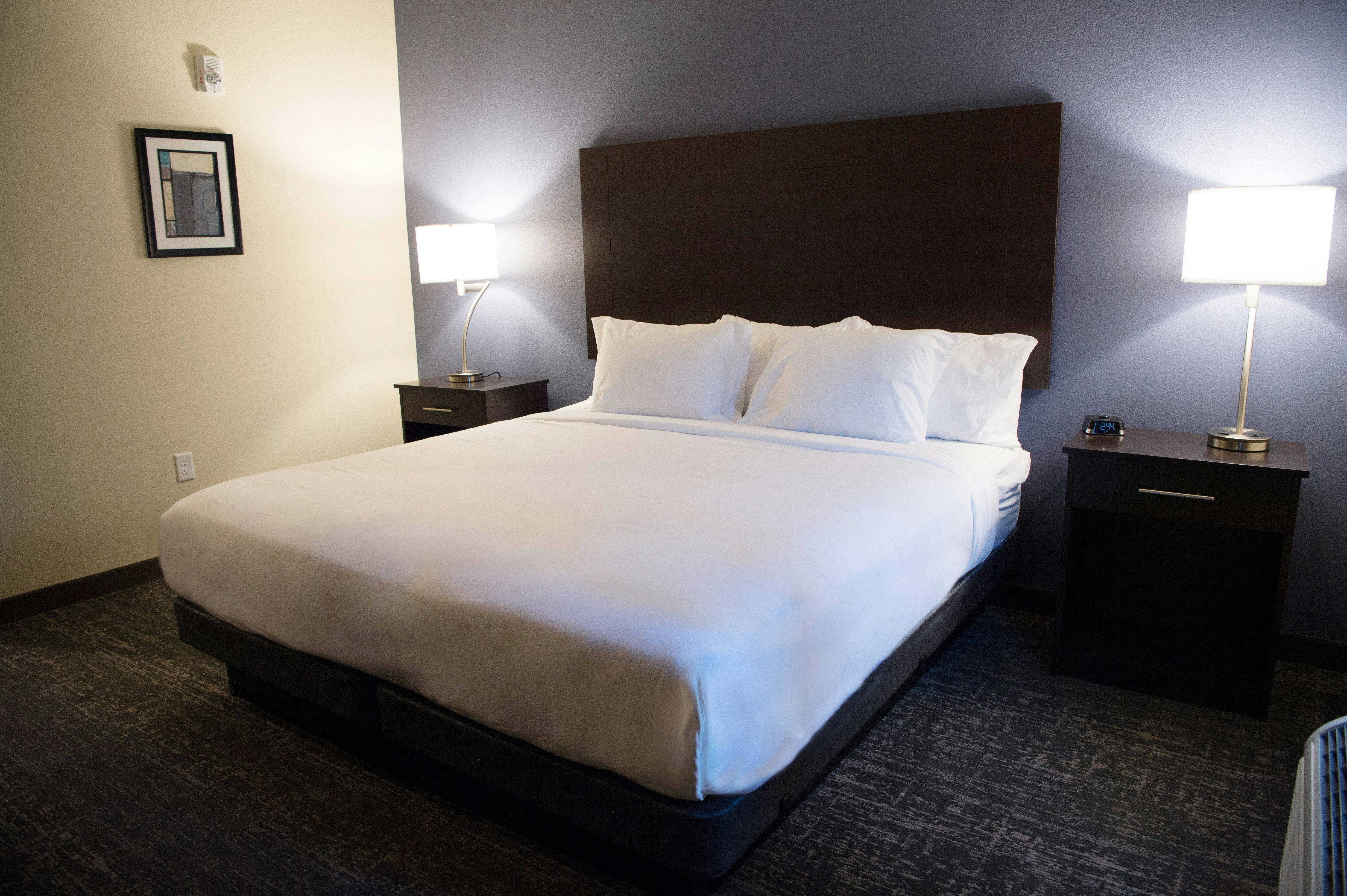 Cobblestone Inn & Suites - Forest City 6/33