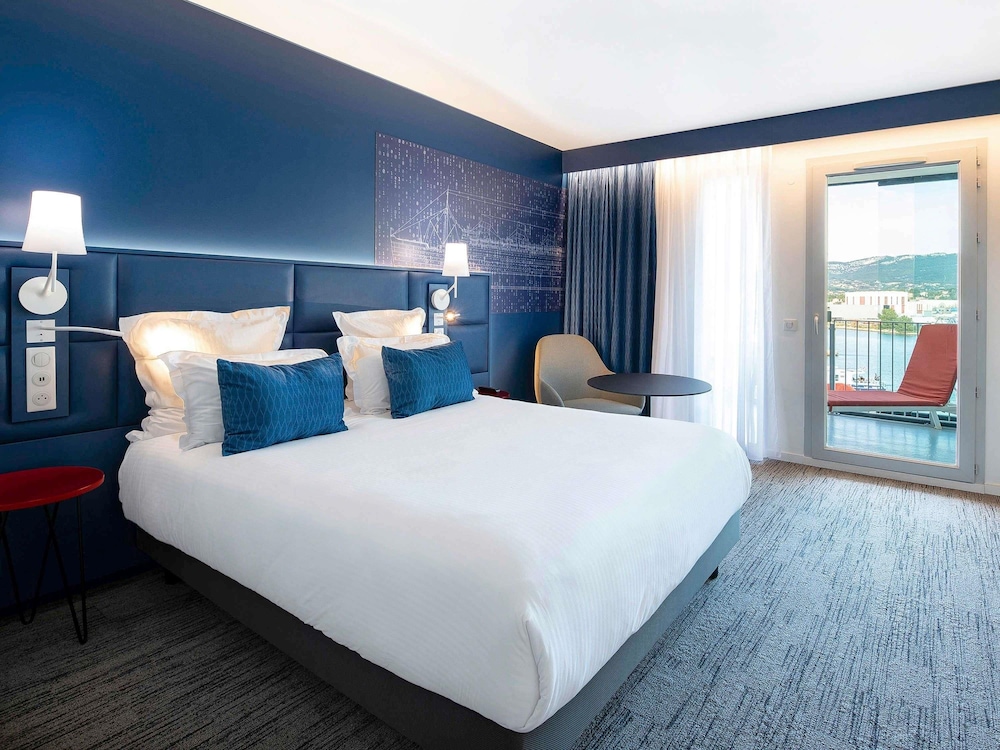 Hotel Mercure Toulon La Seyne-Sur-Mer 15/76