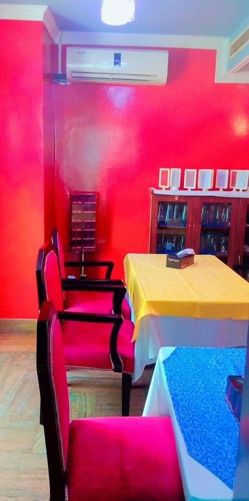 OYO 137 Marina Hotel 35/58