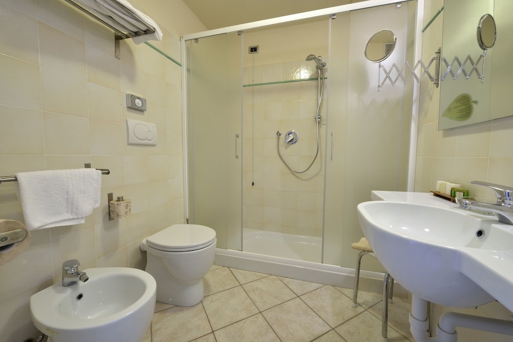 Hotel Liliana Diano Marina 48/50