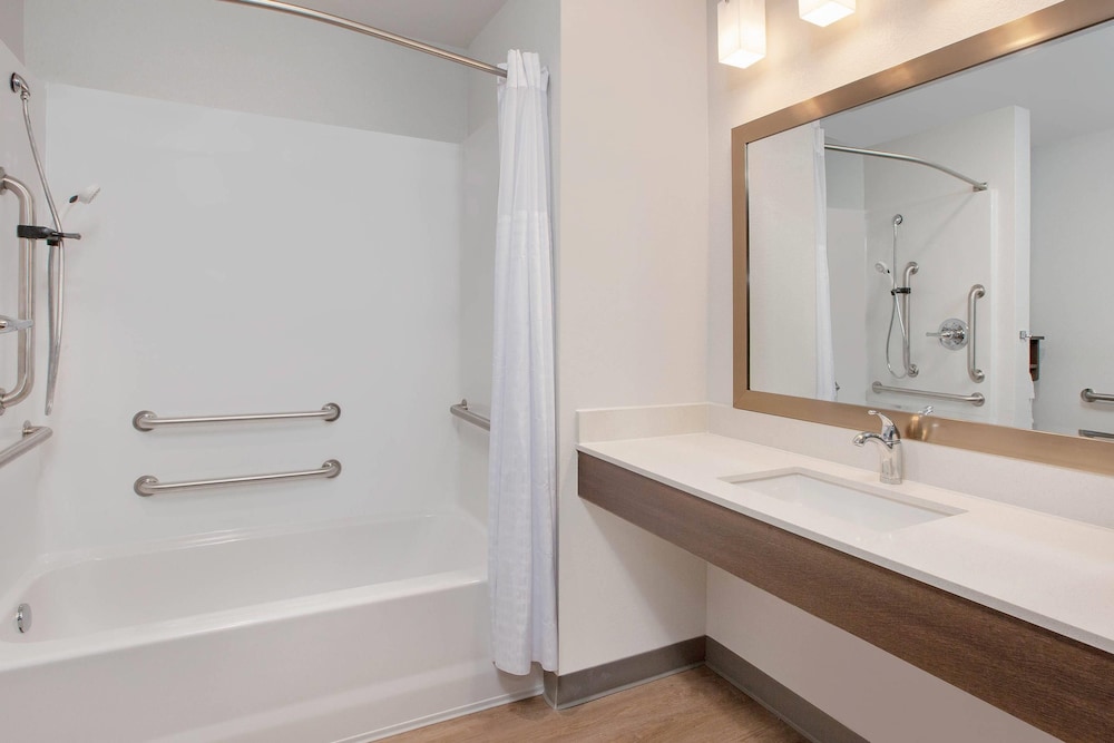 WoodSpring Suites Quantico 38/42