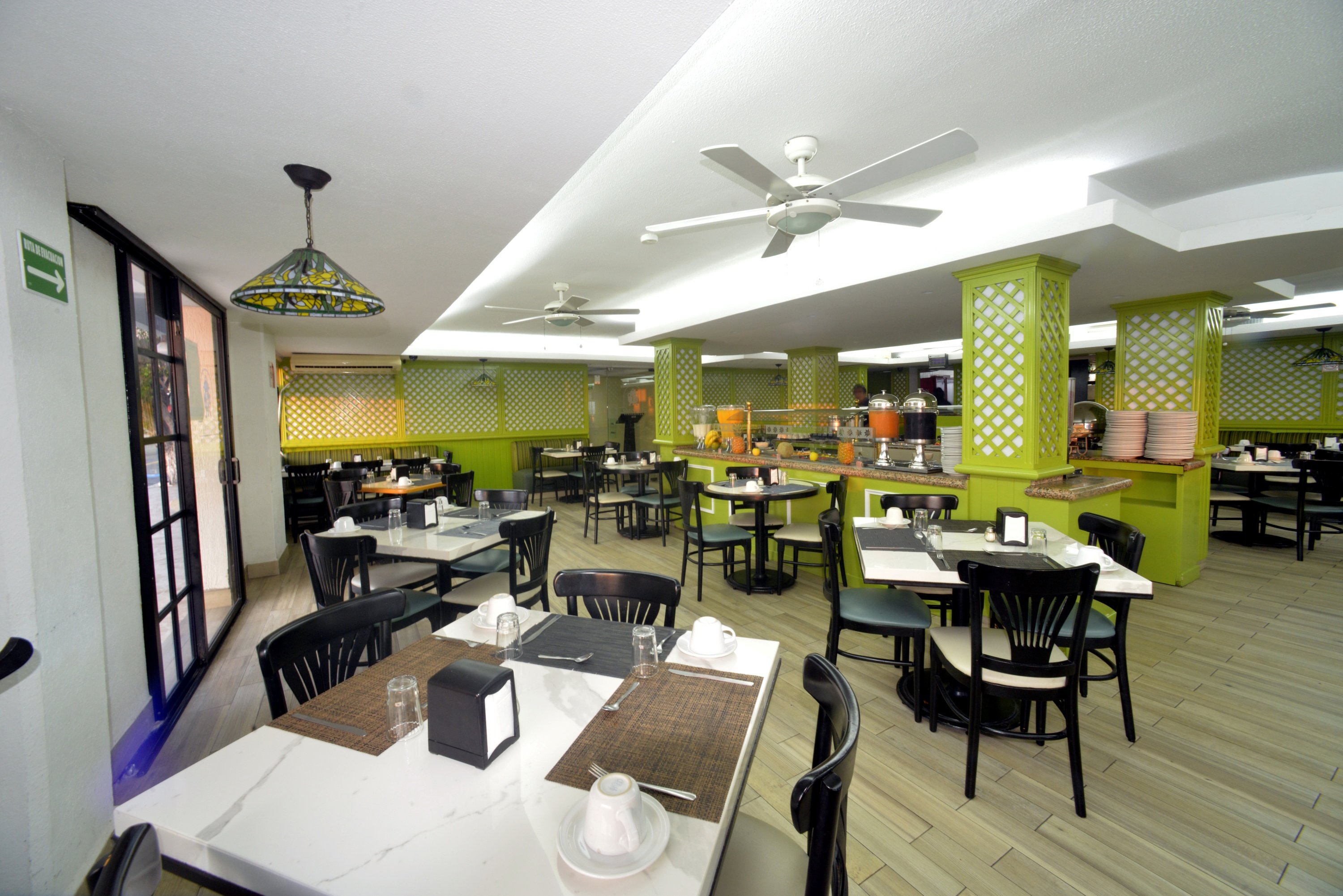 Mar y Tierra Hotel 37/48