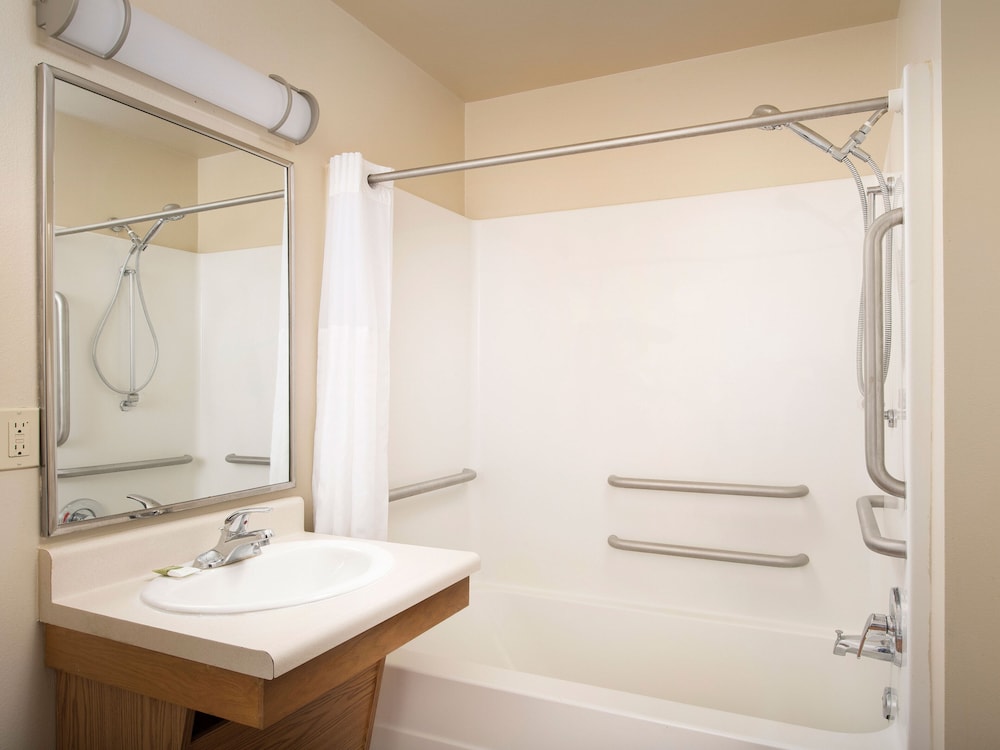 Woodspring Suites Chicago Romeoville 31/33