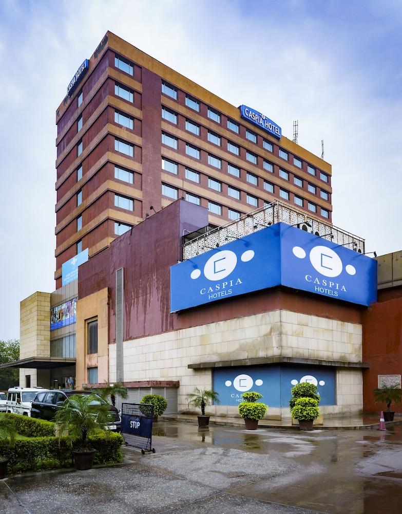 CASPIA HOTEL NEW DELHI SHALIMAR BAGH 63/67