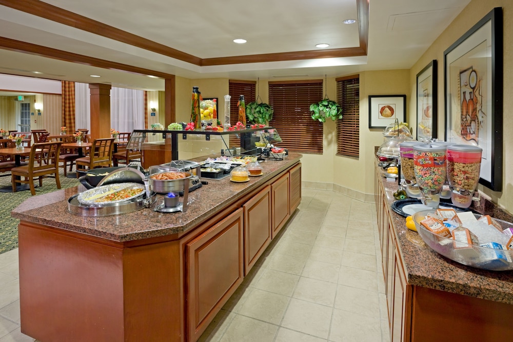 Staybridge Suites Philadelphia-Mt. Laurel 36/50