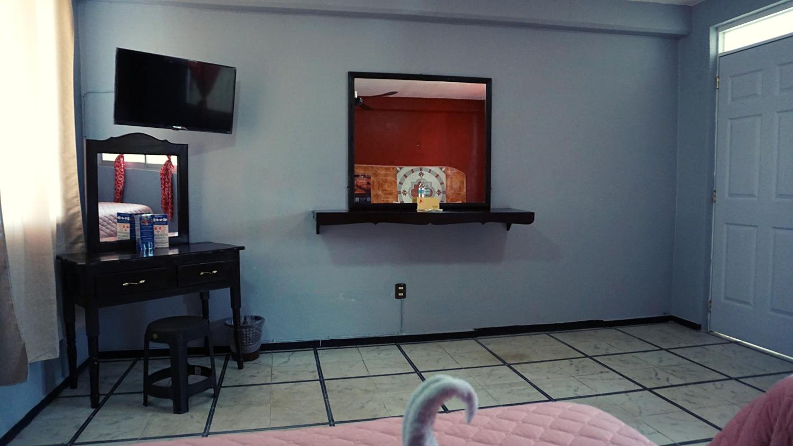 Hotel Murallas 231 42/50