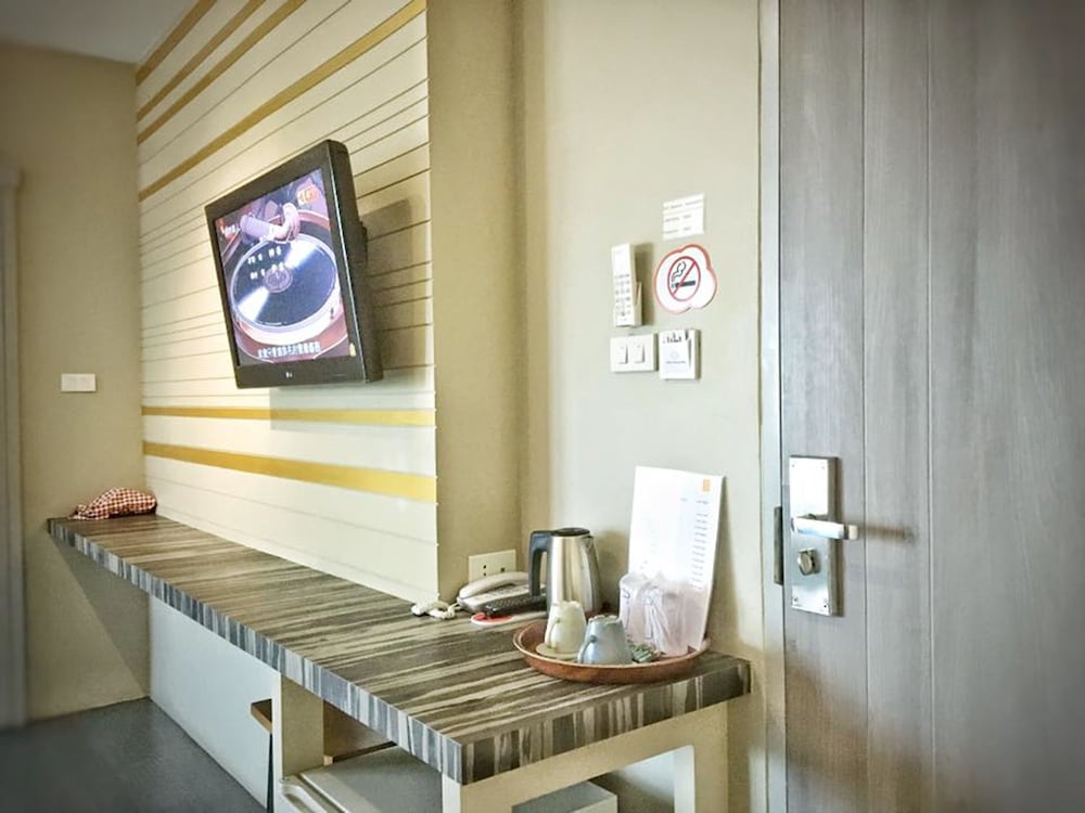 Hub Hua Hin 57 Hotel 10/72