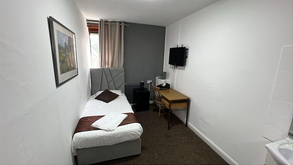 Campbell S Guest House 35/50
