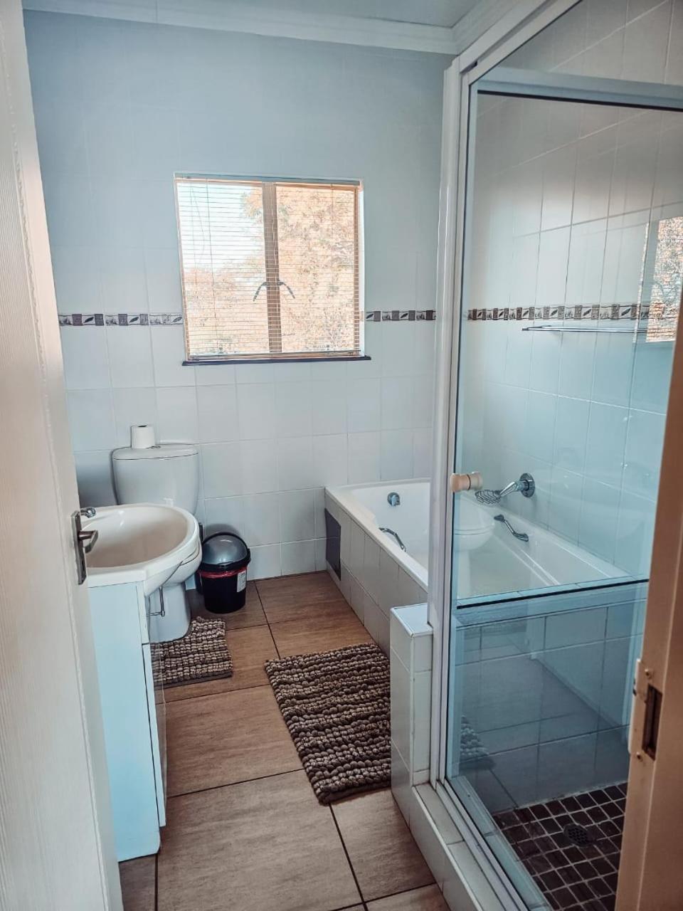 Lethabong Lodge 48/50