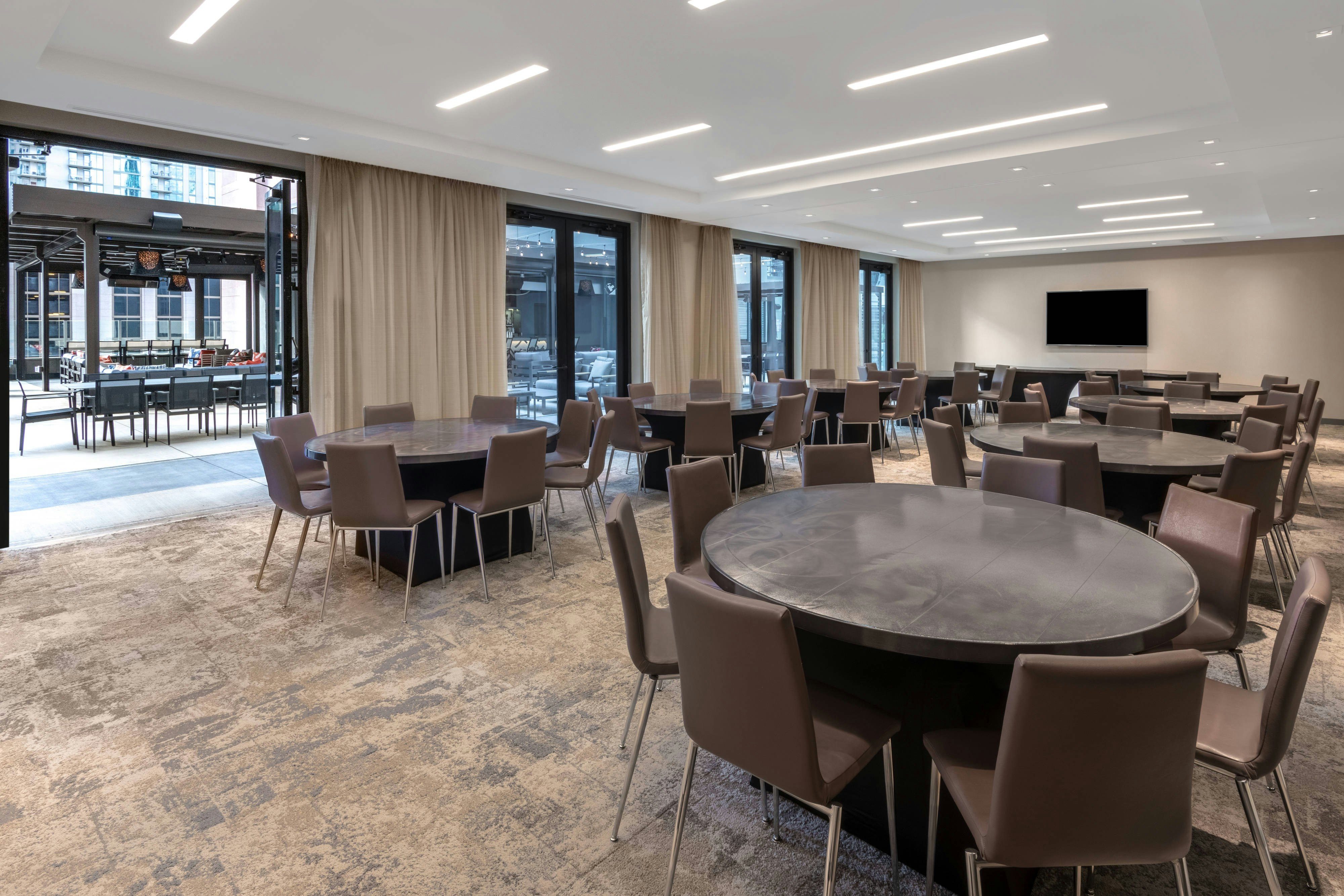 AC Hotel by Marriott Atlanta Midtown 32/40