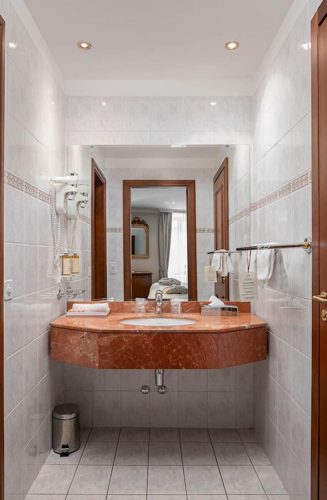 Hotel Le Rive 33/36