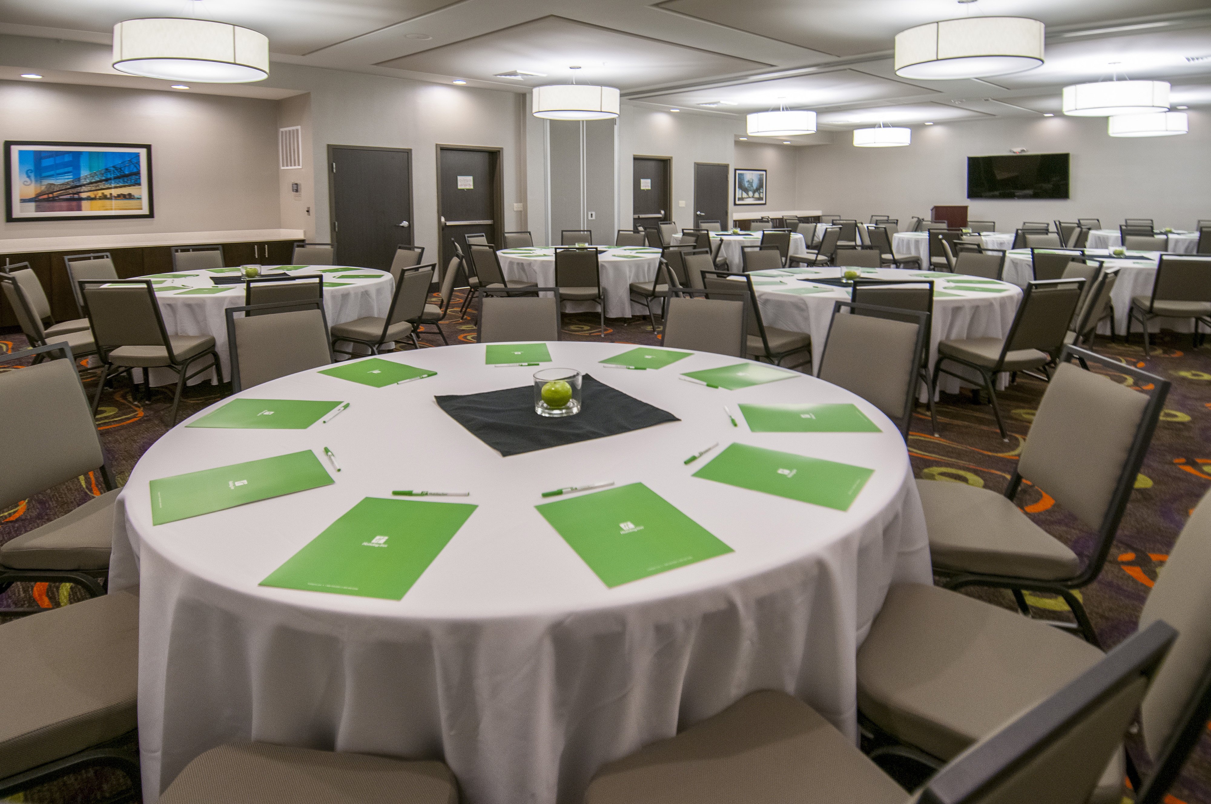 HOLIDAY INN NEW ORLEANS AIRPORT NORTH 46/62