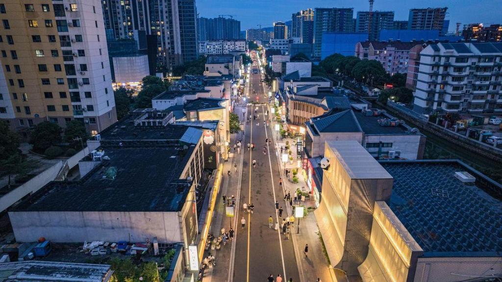 7 Days Inn (Suzhou Amusement Land Xinqu Commercial Street) 4/53