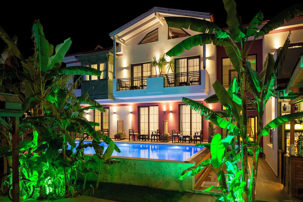 Cesmekes Butik Otel 4/50