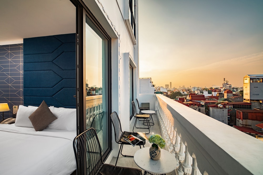 Bonsella Prestige Hotel and Spa 28/71