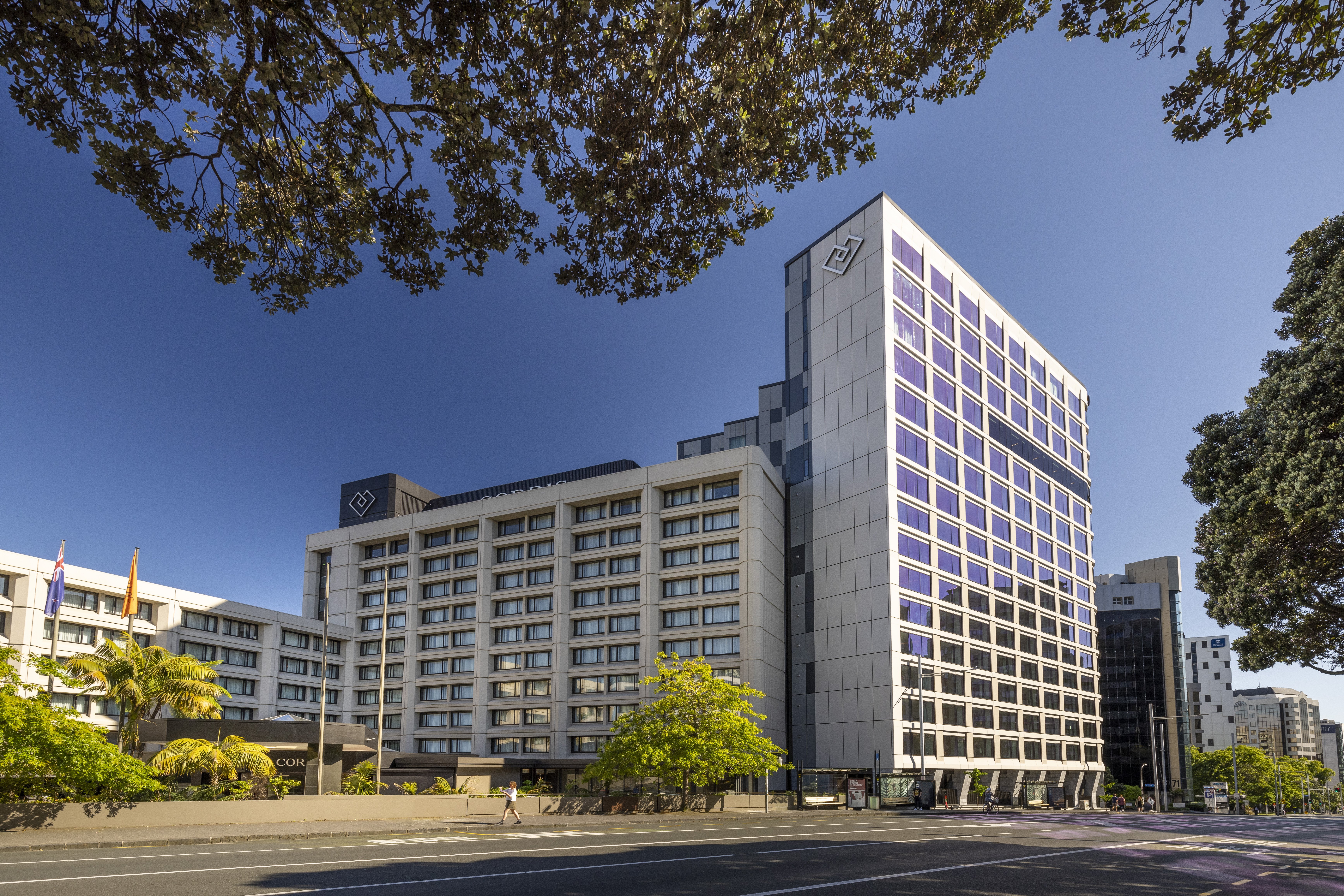 Cordis Auckland 5/50