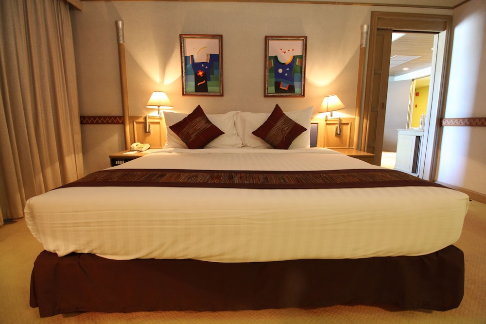 Chiangmai Hill 2000 Hotel 32/69
