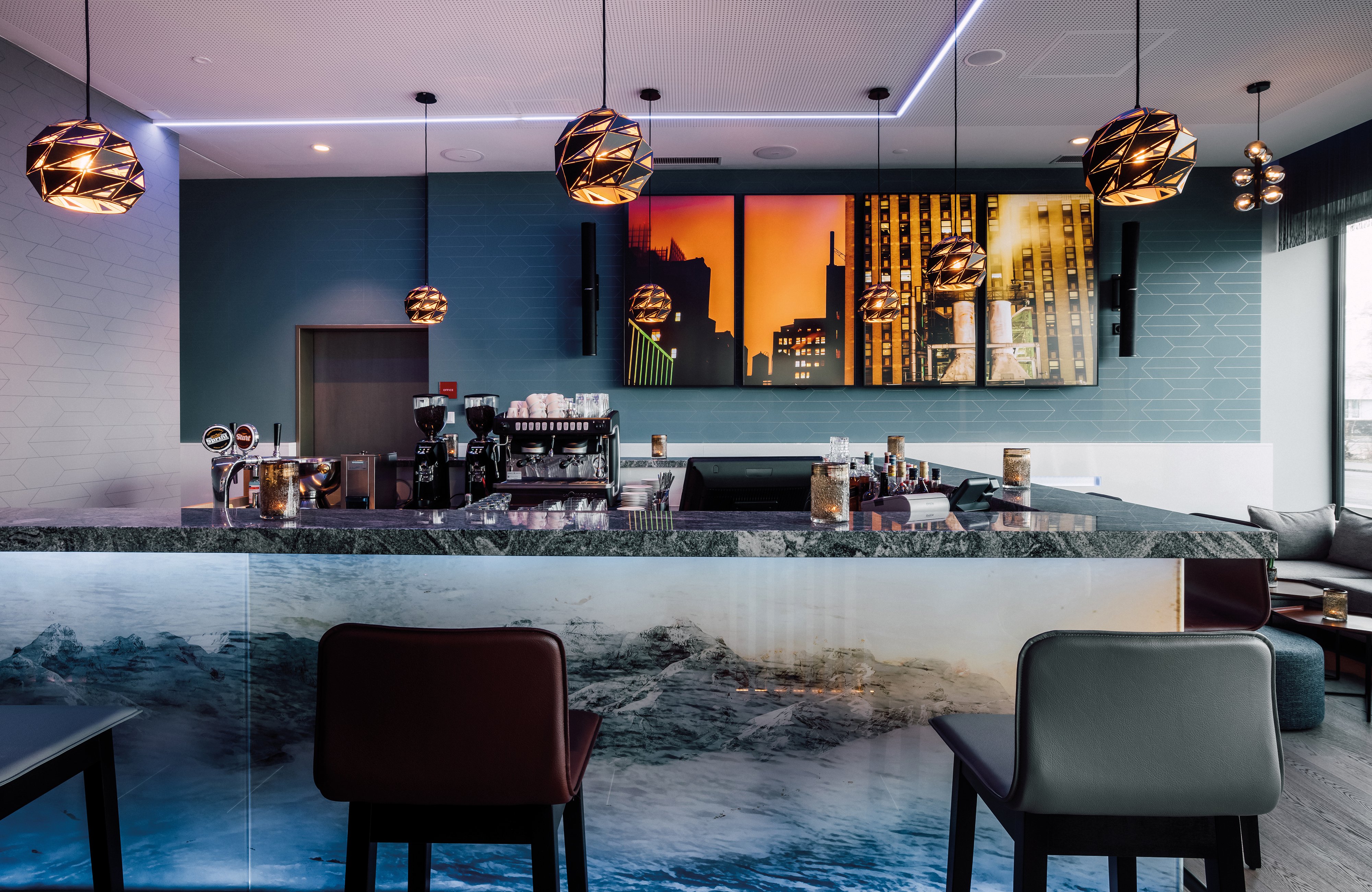 Leonardo Hotel Zurich Airport 35/76