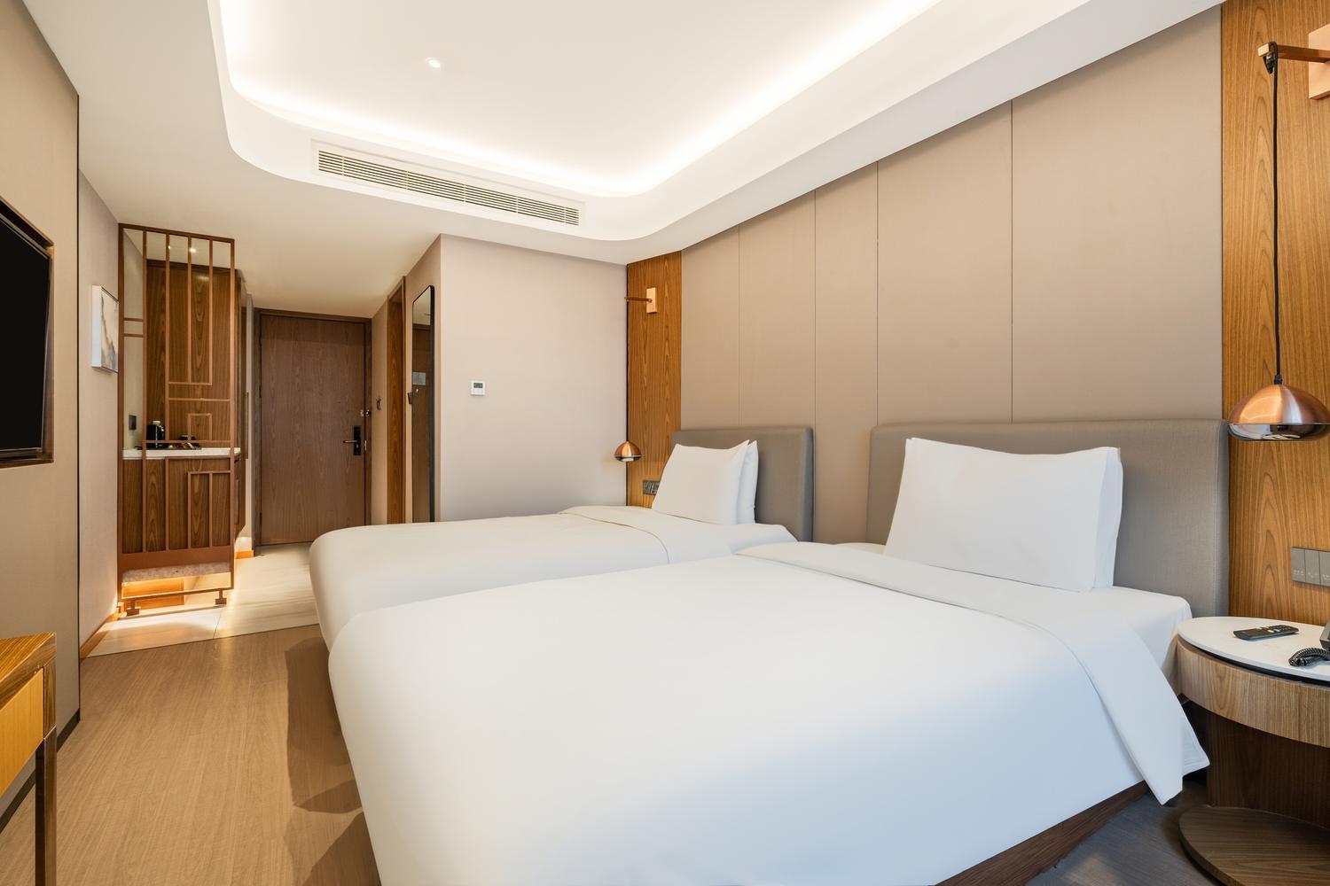 Yitel Collection Beijing Hepingli 24/54