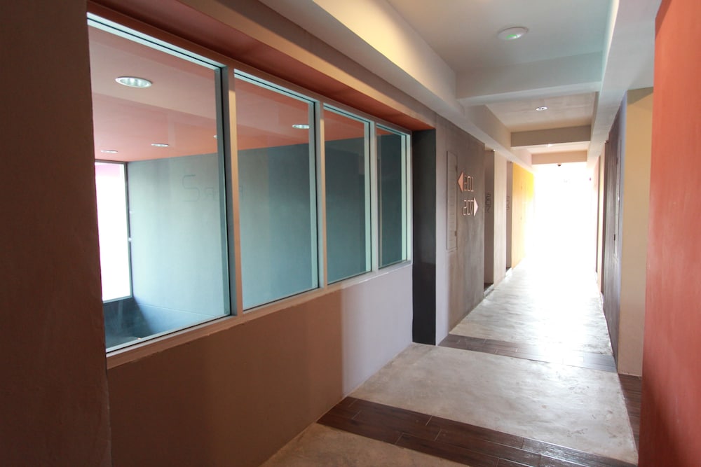 Trendy Hotel 27/44