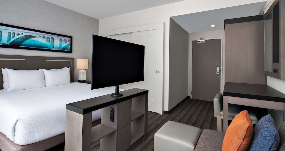 HYATT HOUSE WASHINGTON DC / THE WHARF 37/64