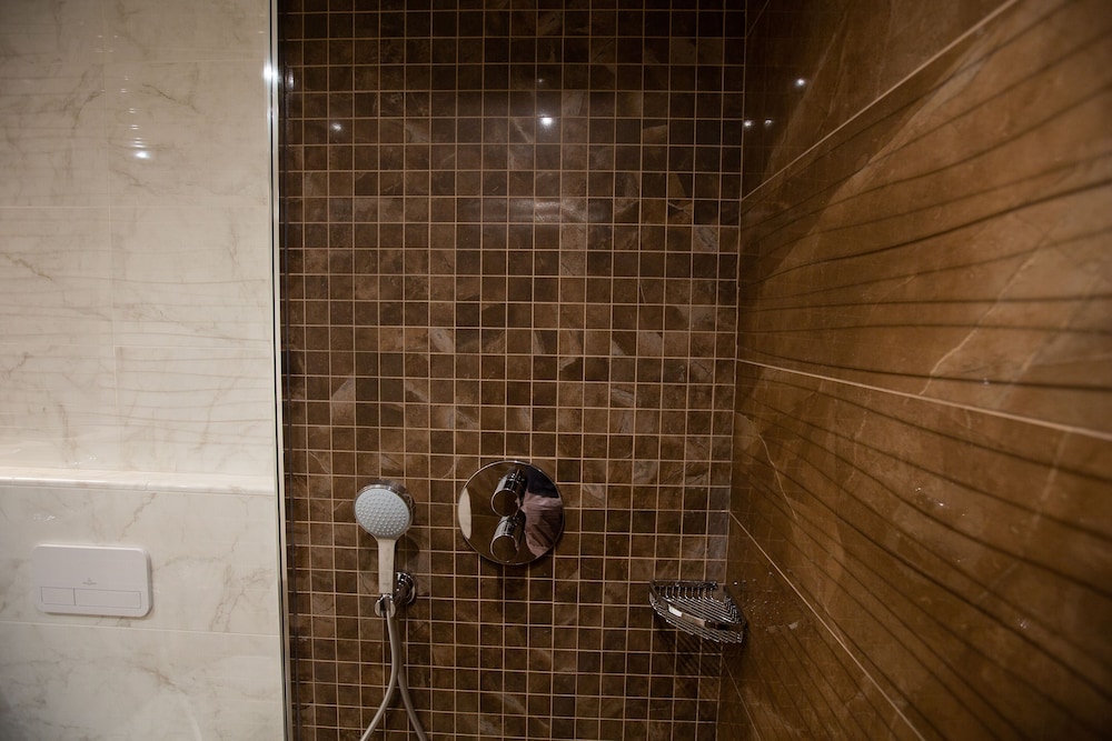 Elke Spa Hotel 42/74