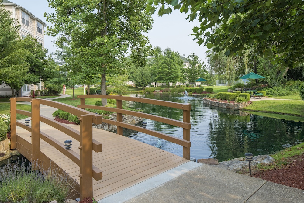 The Suites At Fall Creek 40/49