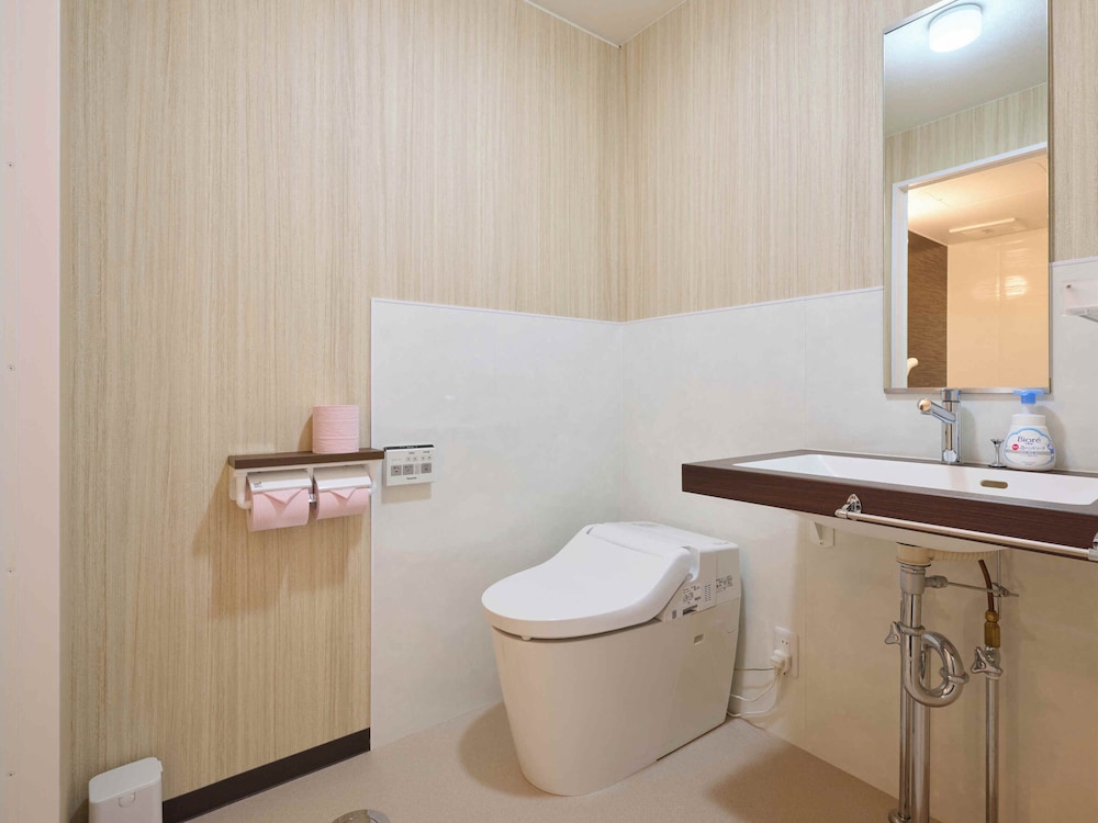 Okasan Hotel 58/58