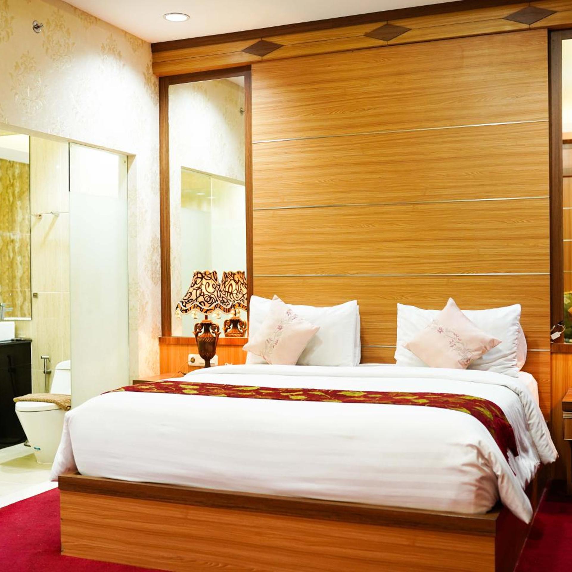 Grand Buana Lestari Hotel 7/35