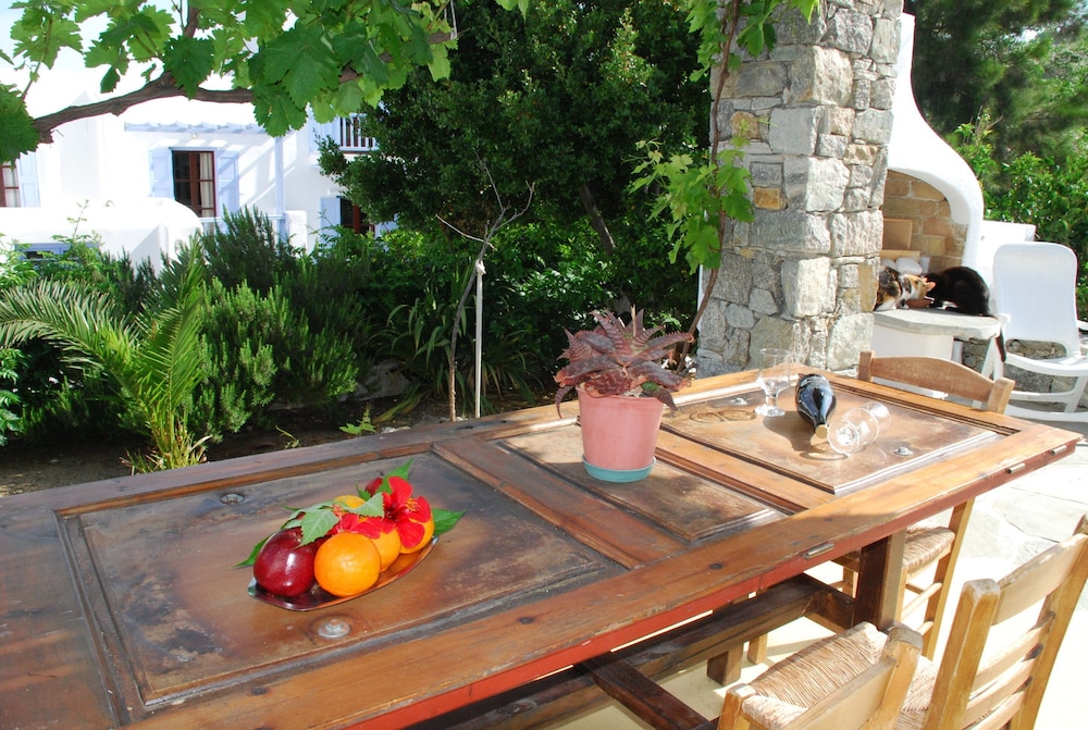 Andriani's Guest House 31/50