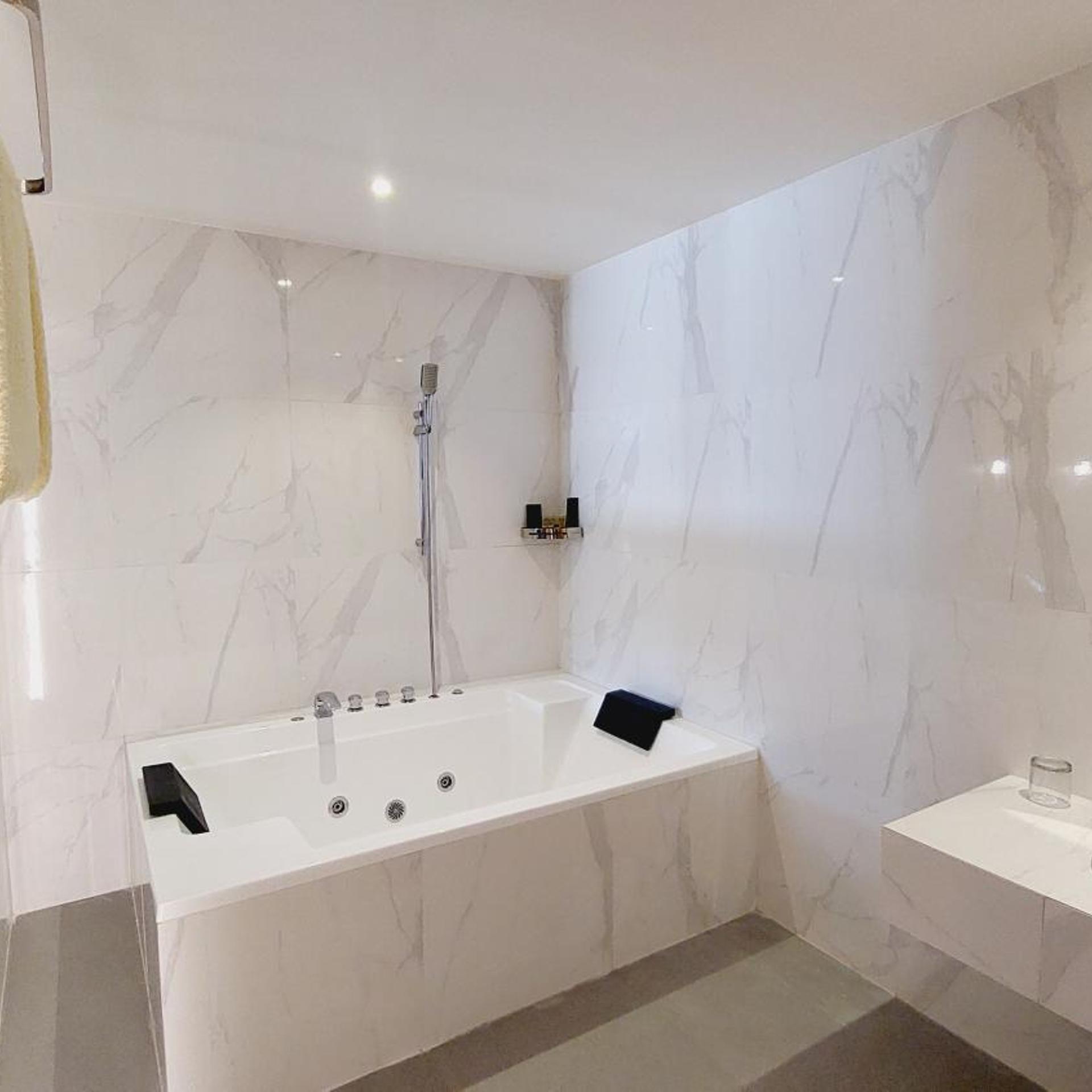 SIP Azana Hotel Jayapura 45/50