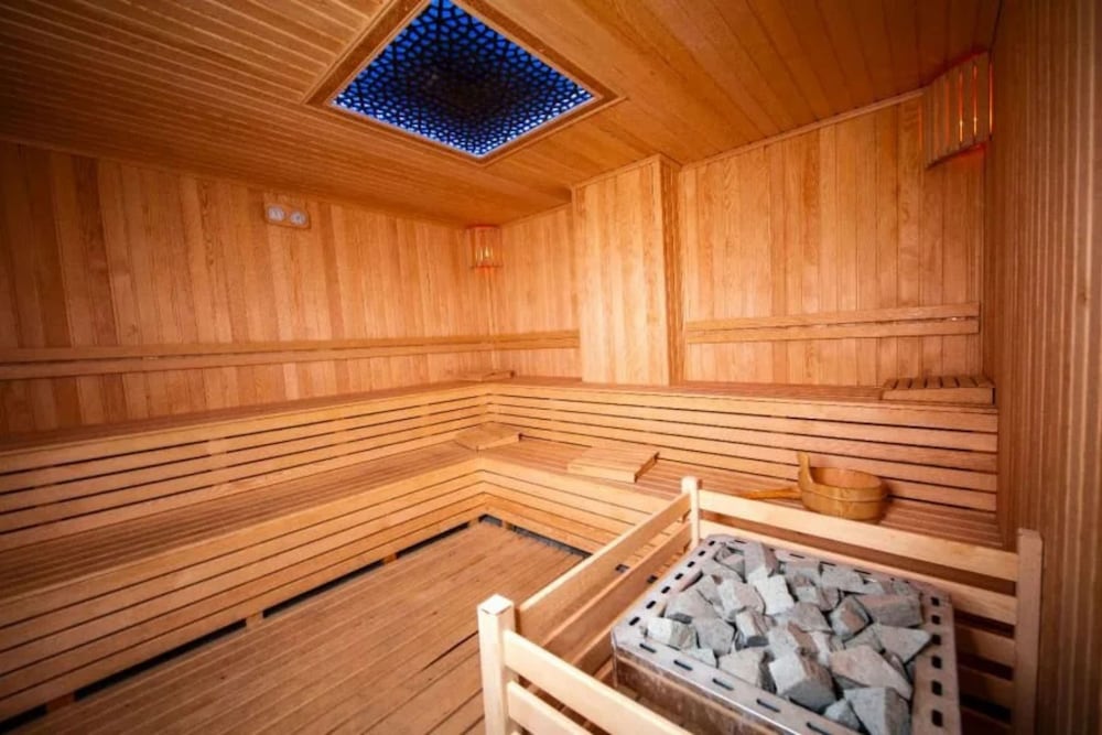Elit Life Hotel 49/59