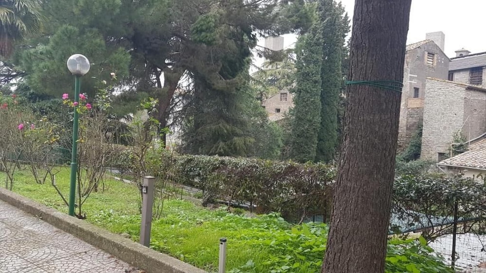 Nazareth Residence 34/40