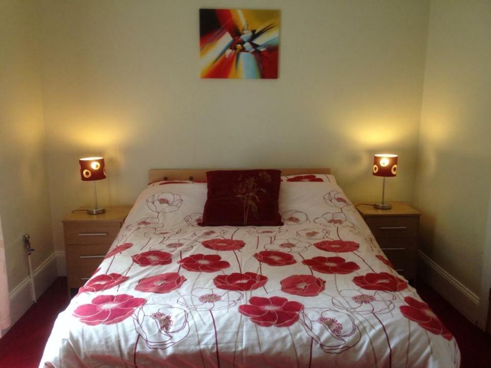 Grant Arms Hotel 12/50