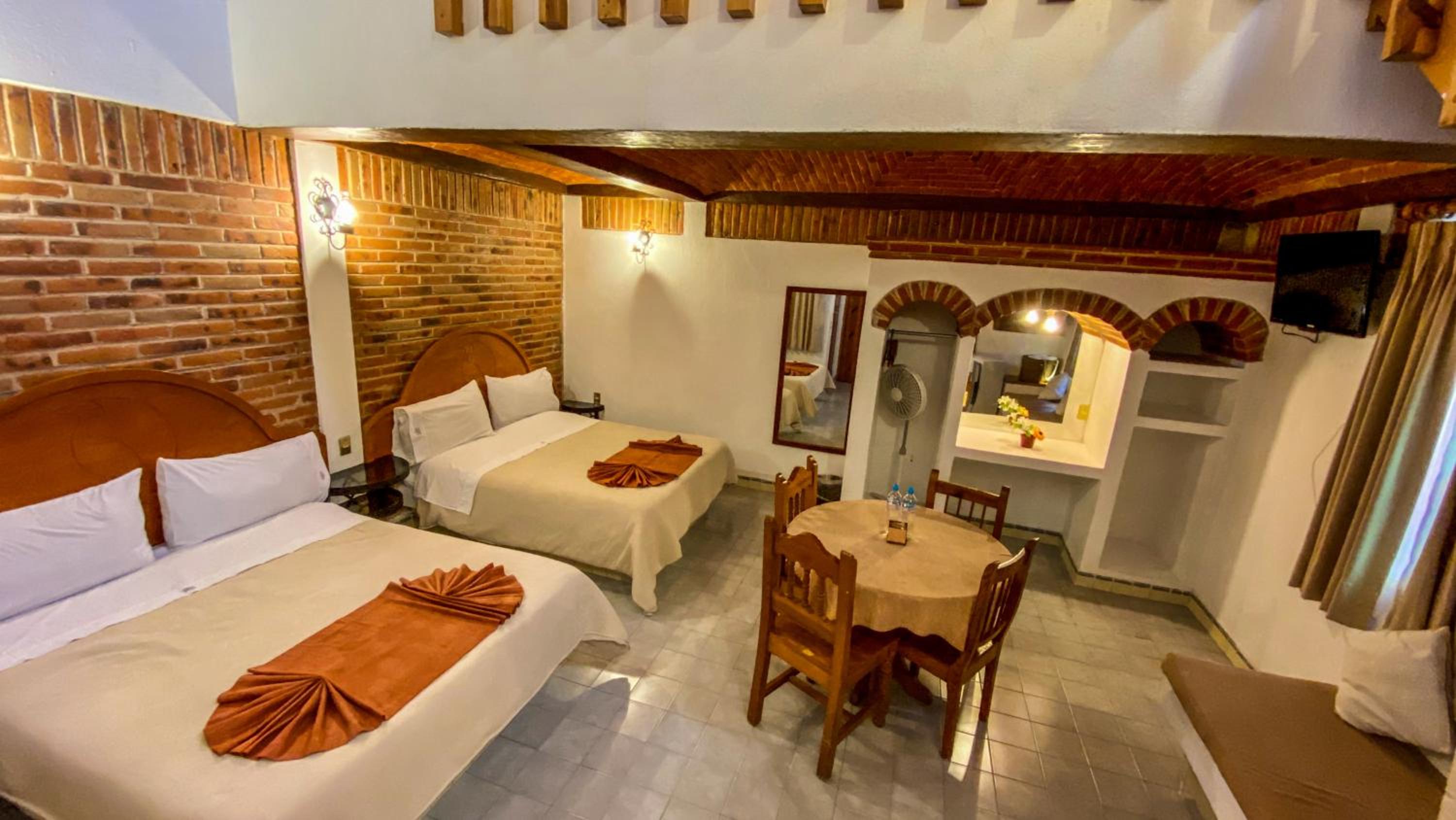 Suites Paraiso TX 7/50