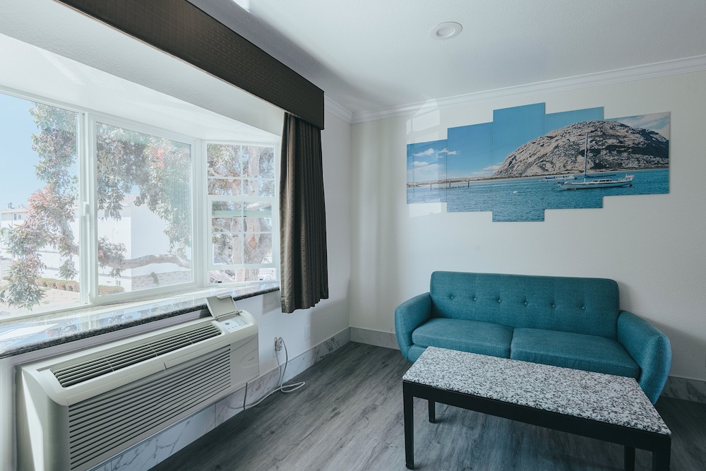 Sea Air Inn and Suites Downtown Morro Bay 32/50