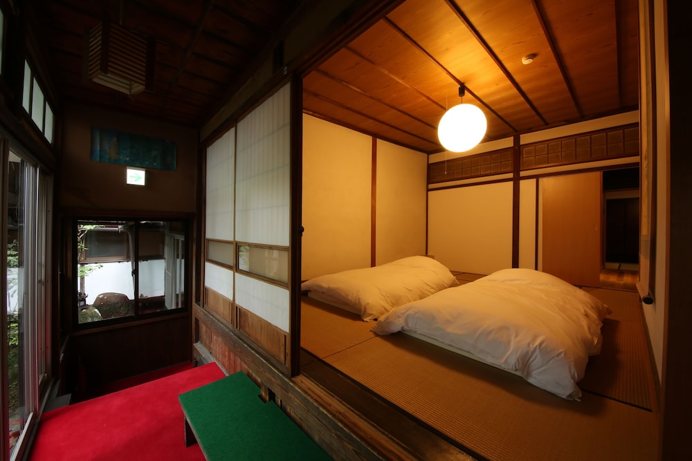 Temple Hotel Takayama Zenkoji 24/67