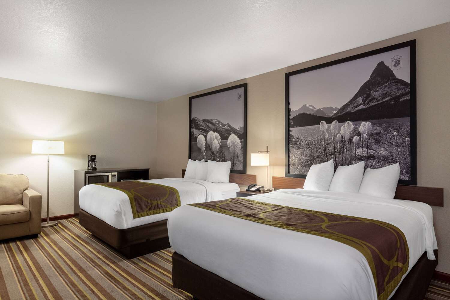 Super 8 by Wyndham St. Regis 9/30