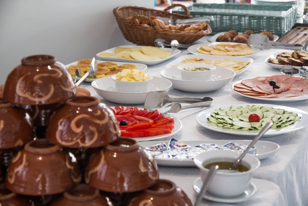 Amani Hotel Suites & Spa 74/85