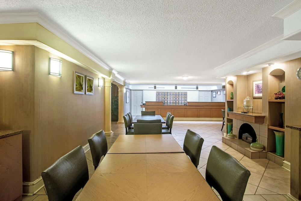 La Quinta Inn by Wyndham Killeen - Fort Hood 21/24