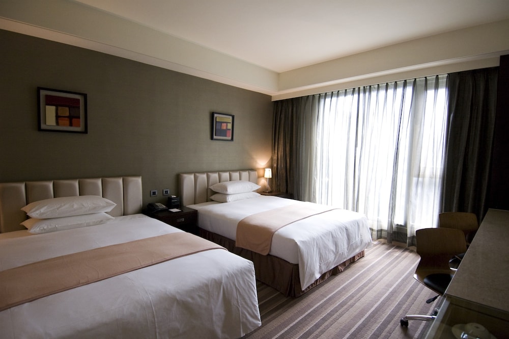 Urban Hotel 33 26/69