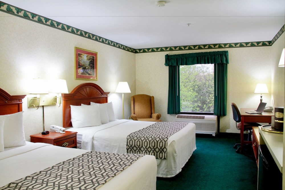 Grand Vista Hotel and Suites 30/61