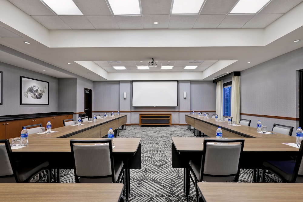 Hyatt Place San Antonio–North/Stone Oak 56/62