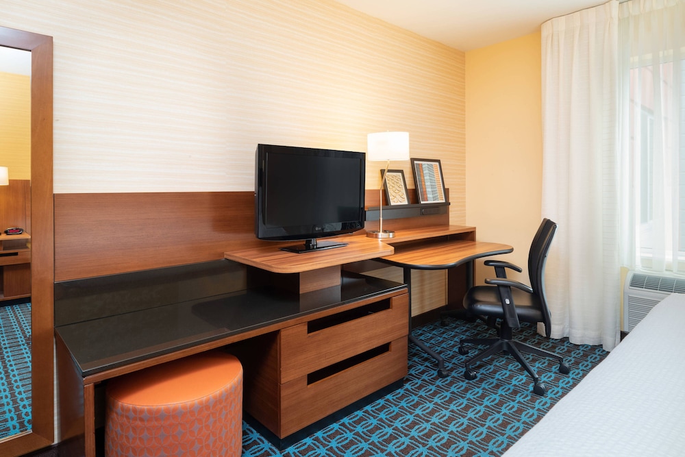 FAIRFIELD INN & SUITES DUBOIS 44/57
