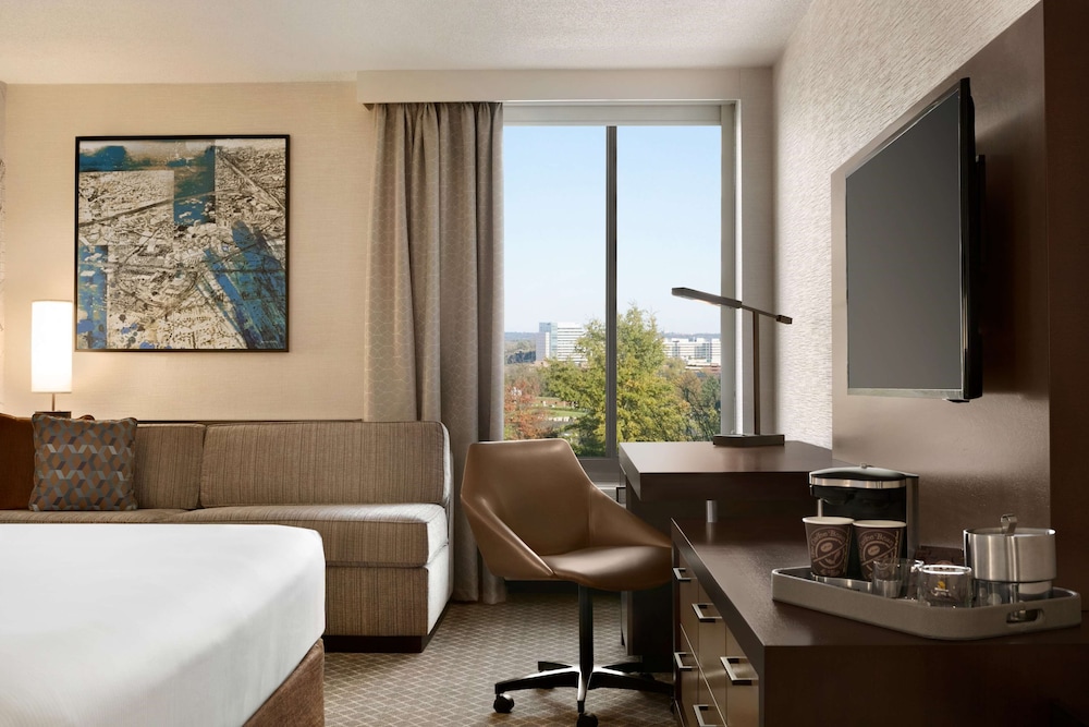 Doubletree By Hilton Mclean Tysons 16/71