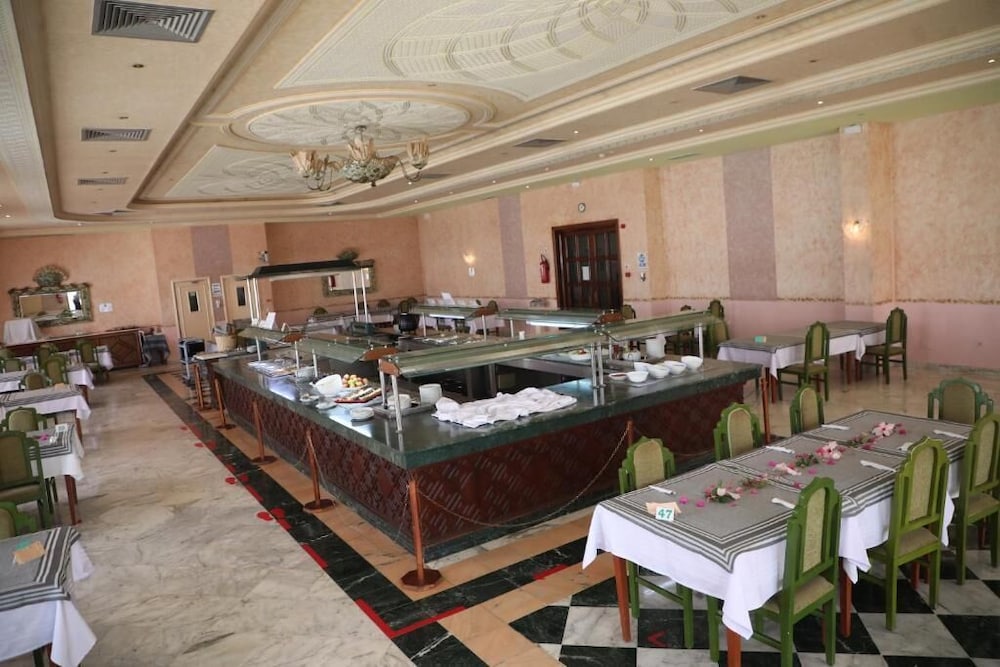 Hotel Royal Jinene 51/68